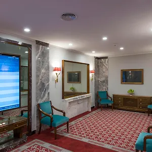 **** Hotel Bettoja Mediterraneo Italien